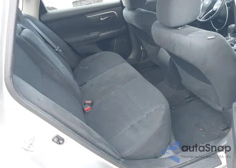 2015 Nissan Altima 2.5 S из США, поврежденный, VIN 1N4AL3AP3FC136399